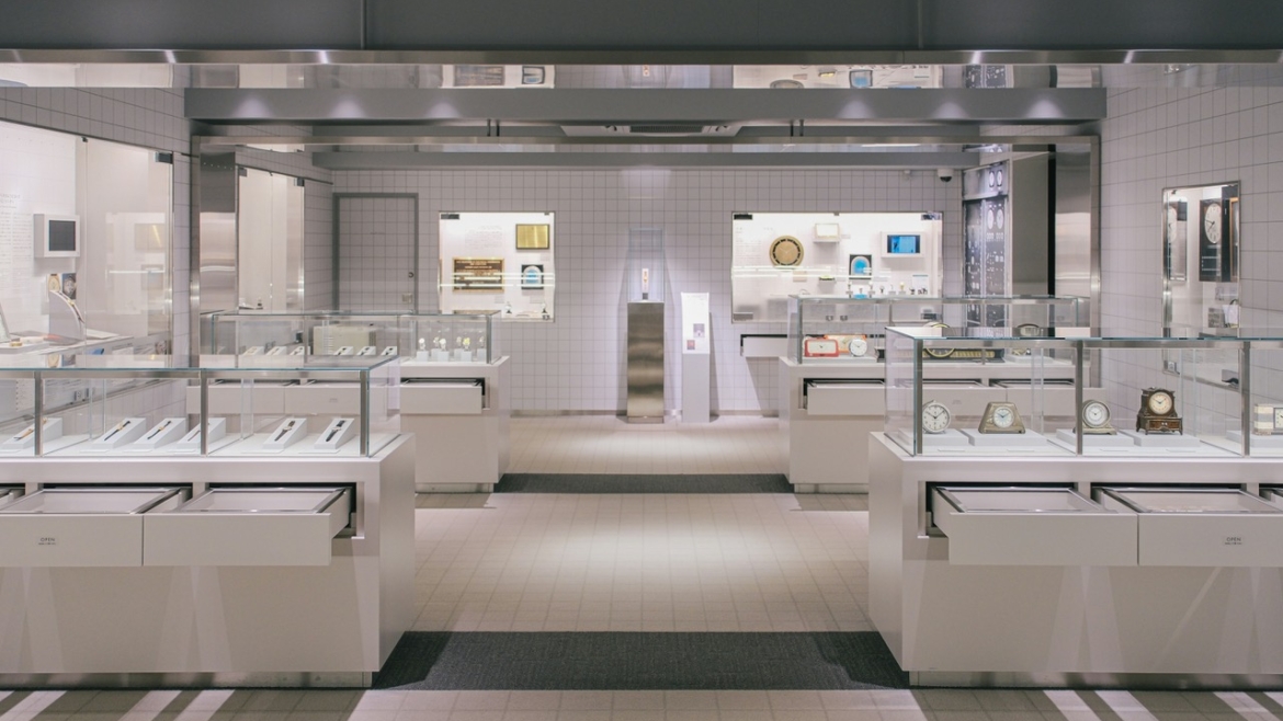 Surfaces commerciales et showrooms